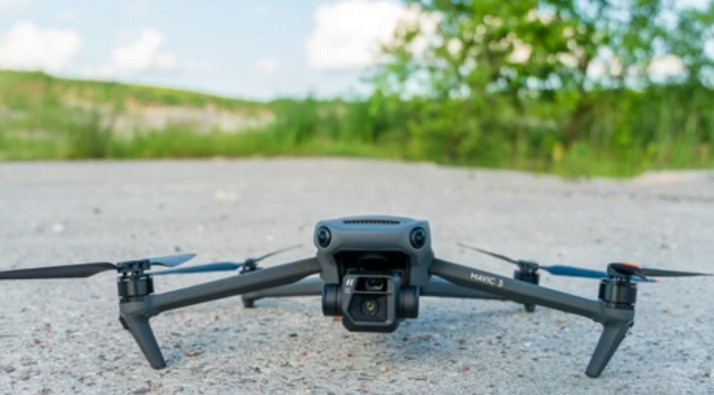 3 Reasons Why I Chose the DJI Mavic 3 Drone For Travelling